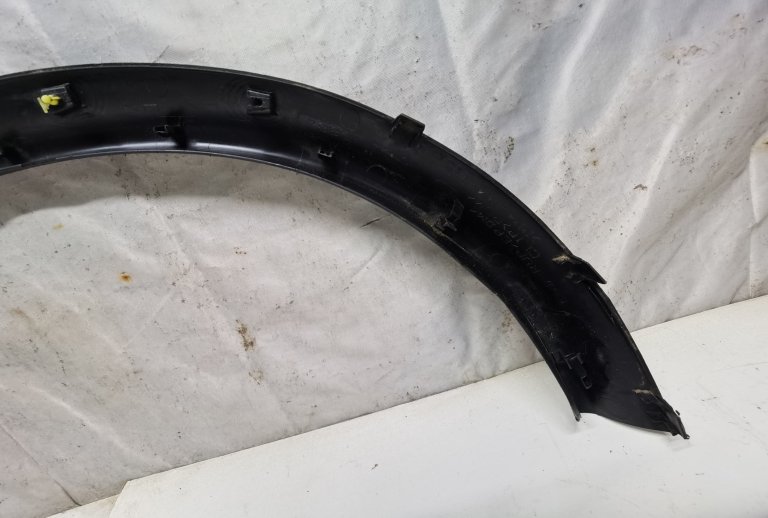 788601KA6A Накладка заднего крыла правого Nissan Juke F15 NISSAN - detaluga.ru