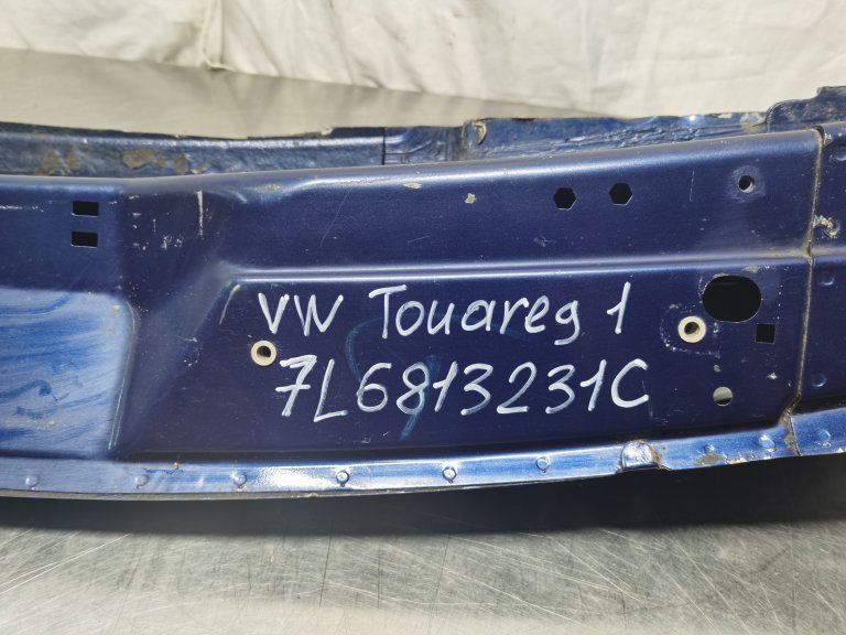 7L6813231C Панель задняя VW Touareg 1 VAG - detaluga.ru