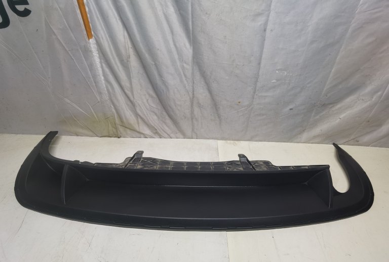 3AE807521A9B9 Юбка заднего бампера VW Passat B7 VAG - detaluga.ru