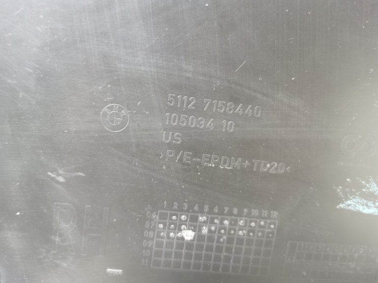 51127158440 Накладка заднего бампера правая BMW X5 E70 BMW - detaluga.ru