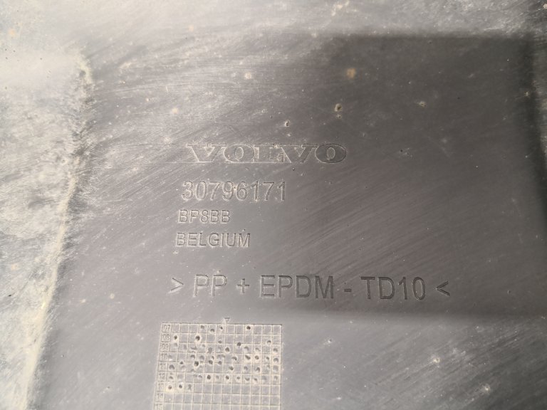30796171 Спойлер заднего бампера VOLVO XC60 VOLVO - detaluga.ru