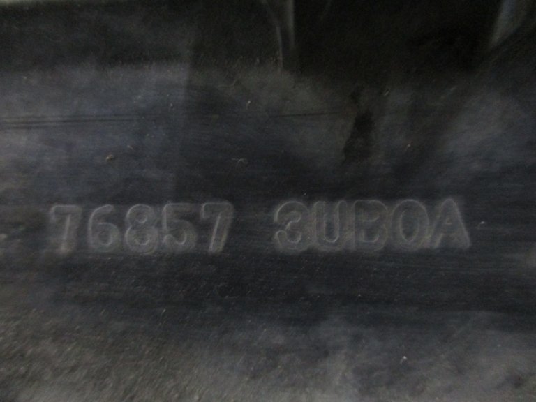 768573UB0A Накладка заднего крыла левого NISSAN X-TRAIL (T31) NISSAN - detaluga.ru