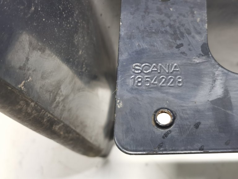 1854228 Корпус подножки правой SCANIA G P R T series Scania - detaluga.ru