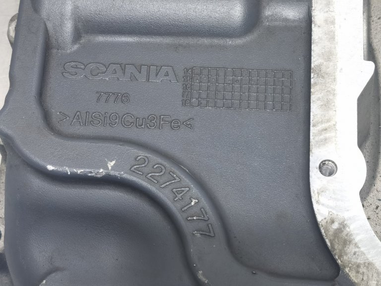 2274177 Проставка поддона двигателя D13 Scania 5 serie Scania - detaluga.ru