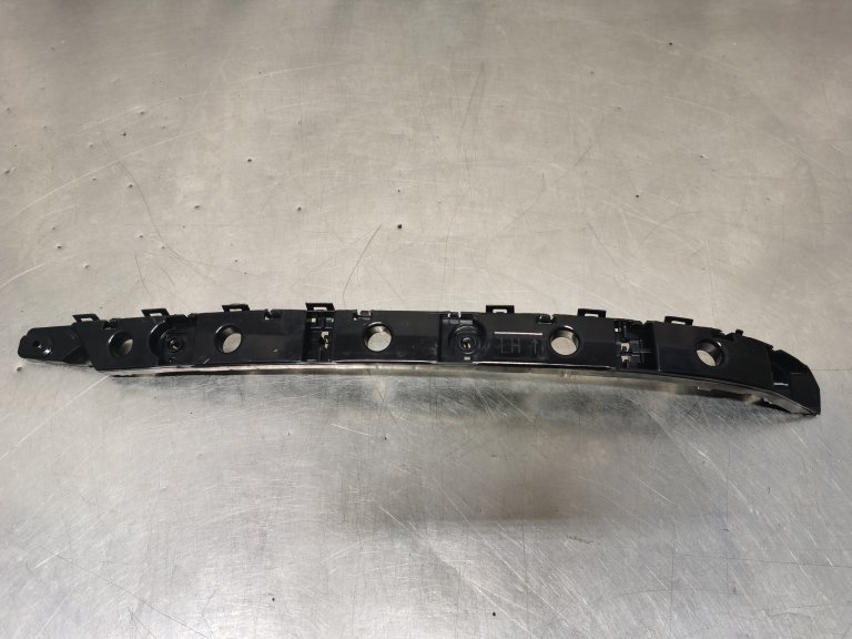 852214CE0A Кронштейн заднего бампера левый Nissan X-Trail T32 NISSAN - detaluga.ru