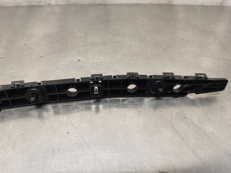 852214CE0A Кронштейн заднего бампера левый Nissan X-Trail T32 NISSAN - detaluga.ru