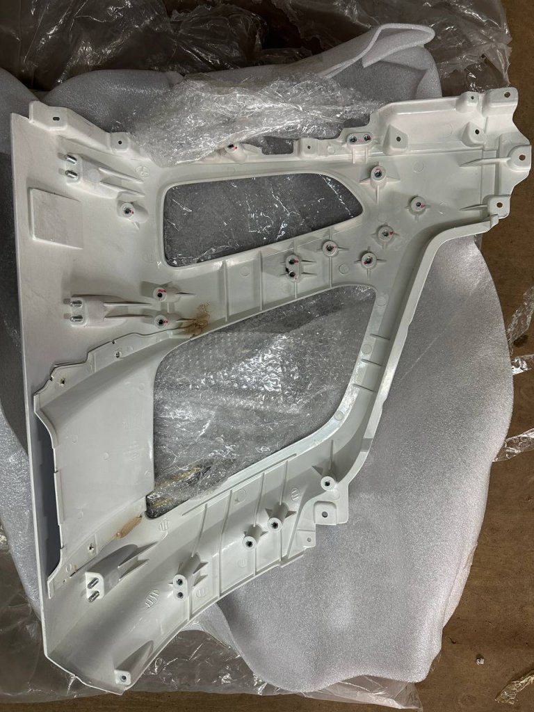 865207P000 Панель бампера угловая правая HYUNDAI HD Hyundai/Kia - detaluga.ru